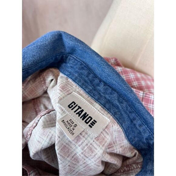 Vintage Flannel Button Down - Picture 6 of 7